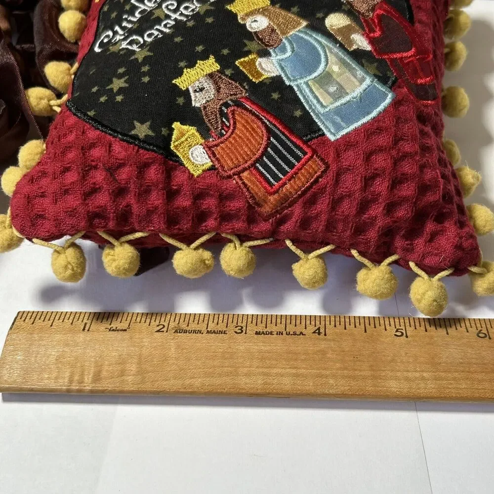 Christmas Wisemen 'Guide Us to Thy Perfect Light' Holiday Hanging Pillow Pompoms